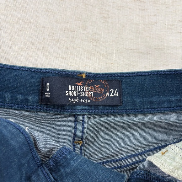 Hollister Blue Denim Shorts - 0 - Picture 2 of 3